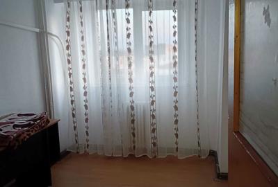 Apartament cu 3 camere decomandat în Central - 2