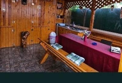 Duplex cu 4 camere cu Canalizare în Central - 1