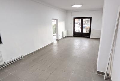Spațiu comercial de închiriat, 4 încăperi, 80 mp, Dâmbu Rotund - 1