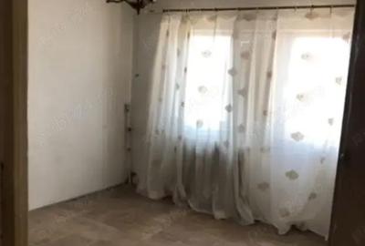 Apartament cu 2 camere în Km 5 - 2