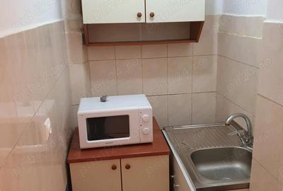 Garsonieră decomandată în Central - 5