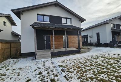 Vila Premium cu 4 camere si vedere panoramica la munti  Cristian - 1