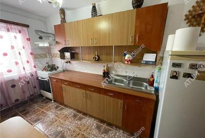 Apartament 3 camere decomandate si balcon zona Vasile Aaron Sibiu - 5