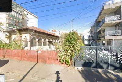 Casă cu 5 camere cu Teren 382 Mp în Republicii - 1