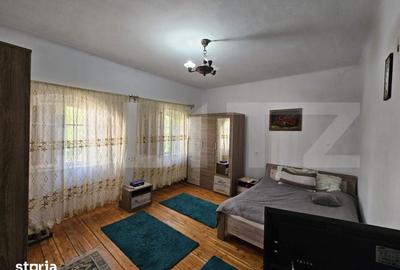 Casă cu 6 camere cu Teren 1000 Mp în Central - 2