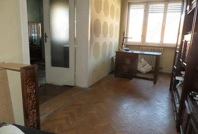 Apartament 4 camere foarte spa?ios - tot etajul, loca?ie excep?ionala - 9