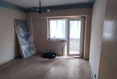 Apartament cu 3 camere decomandat în Central - 8
