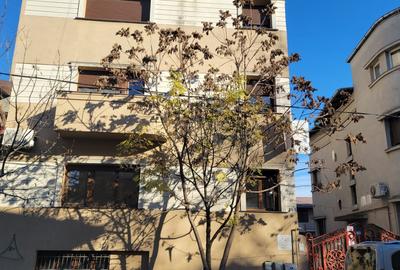 Spatiu birou/clinica, parter, demisol, curte-Comision 0% - 20