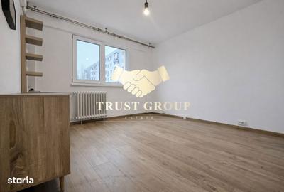 Apartament cu 3 camere, mobilat în Victoriei
