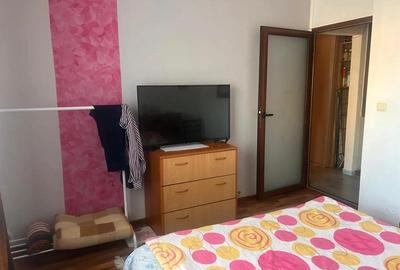 Apartament cu 3 camere decomandat în 1 Mai - 3