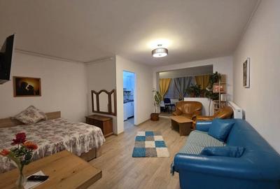 Garsonieră decomandată în Gojdu - 2