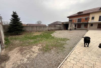 Casă cu 4 camere în Postârnacu - 4