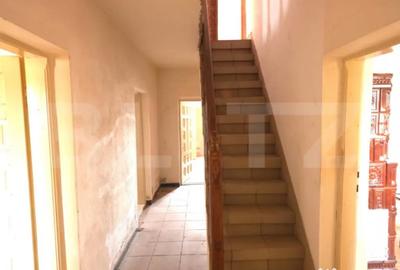 Casă cu 6 camere cu Teren 920 Mp în Central - 10