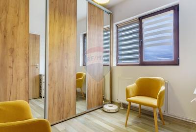 Teren 9.4 ha extravilan + casa 230 mp, COMISION 0% - 9