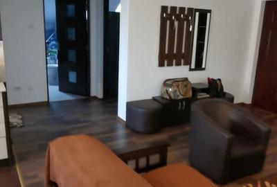 Apartament cu 3 camere decomandat în Unirea - 3
