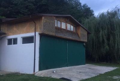 Spatiu  depozitare + apartament 3 camere, Maracineni - Argeselu, teren 1.000mp - 2