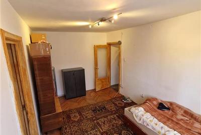 Apartament cu 3 camere semidecomandat în Dacia - 5