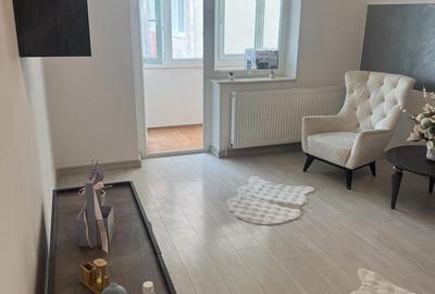 Apartament cu 2 camere decomandat în Precista - 3