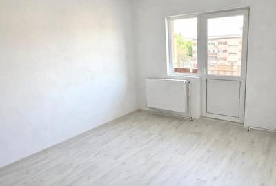 Apartament cu 3 camere decomandat în Central - 6