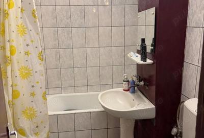 Apartament cu 2 camere decomandat în 1 Mai
