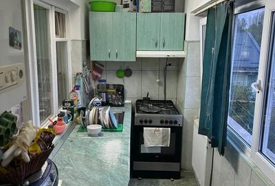 Vand apartament 2 camere transformat in 3 camere . - 4