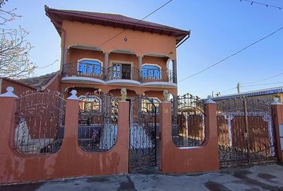 Medgidia | Casă cu 5 camere spațioasă