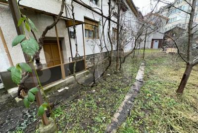 Casă cu 7 camere cu Teren 278 Mp în Cetate - 2