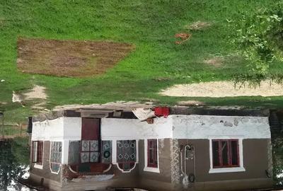 Casa de vanzare an comuna Visina jud dambovita