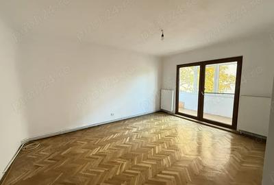 De vanzare Apartament 3 camere, cartier 1 Mai (in spatele spitalului), Craiova - 8