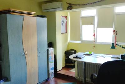 Apartament 4 camere, 2 bai, 93 mp, CT, AC, Alexandru cel Bun Apartament 4 camere, 2 bai, 93 mp, CT, AC, Alexandru cel Bun - 7