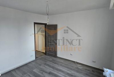 Apartament cu 3 camere decomandat în Astra - 9