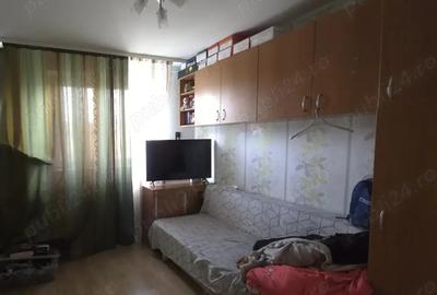 Apartament 2 camere - Trivale, complex 2, langa scoala Mircea cel Batran - 52000 (negociabil) - 8