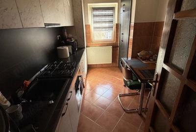 Apartament cu 3 camere decomandat în Lipovei - 6