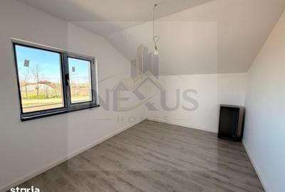 Casă cu 5 camere cu Teren 320 Mp în Berceni