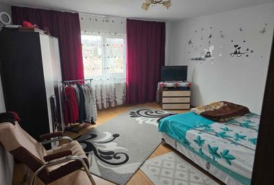 Apartament cu 3 camere decomandat în Central - 3