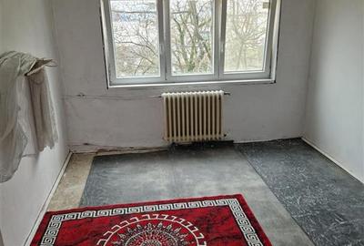 Garsonieră decomandată în Olimpia-Stadion