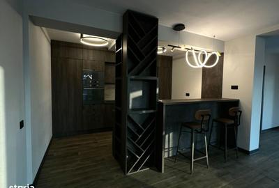 Casă cu 4 camere cu Teren 400 Mp în Vlădești - 1