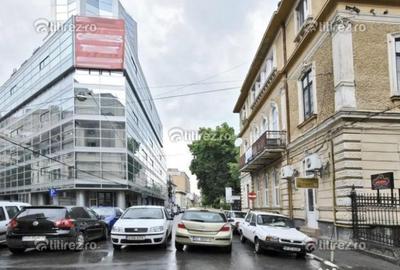 Apartament cu 2 camere decomandat în Ultracentral