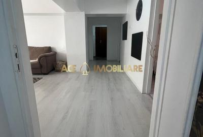 Apartament cu 4 camere decomandat, mobilat în Unirii - 3