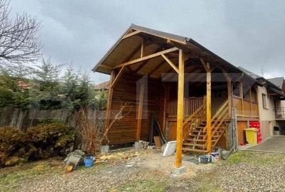 Casă cu 2 camere cu Teren 700 Mp în Baciu - 1