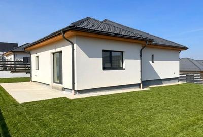 Casă individuală cu 4 camere cu Teren 725 Mp în Corușu - 1
