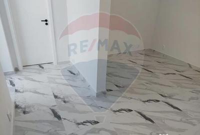 Spațiu comercial, de 60 mp, în Nerva Traian - 10