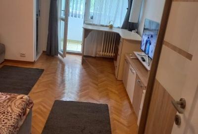 Garsonieră semidecomandată, mobilată în Lujerului