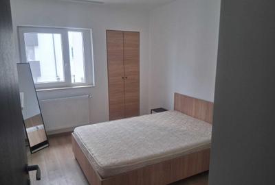 Apartament cu 2 camere decomandat în Apărătorii Patriei - 5