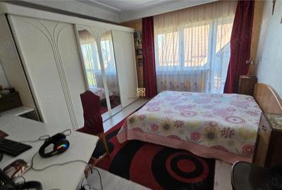 Casă cu Teren 2167 Mp în Ruși - 1