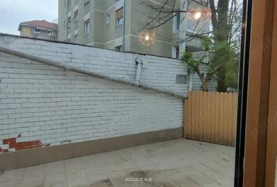 Spațiu comercial, de 120 mp, în Central - 12