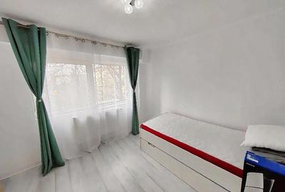 Apartament cu 3 camere decomandat în Circumvalațiunii