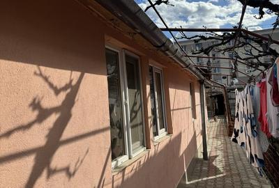 Casa cu 5 camere in zona D. Filipescu Posta teren 400mp Pret: 110.000 neg. - 5