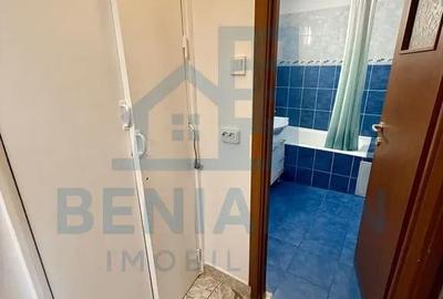 Apartament cu 2 camere decomandat în Rovine
