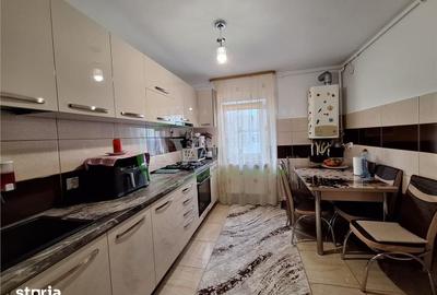 Apartament cu 3 camere decomandat, mobilat în Central - 2